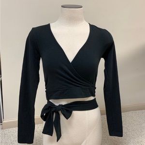 NWT Forever 21 Black Waist Tie Cropped Long Sleeve V-Neck Wrap Top